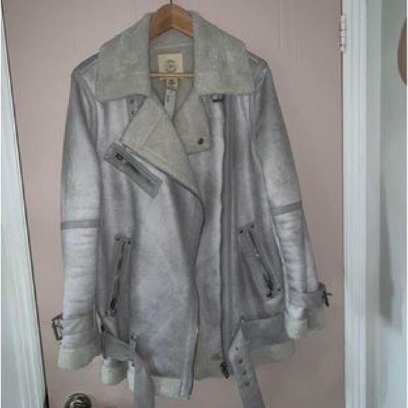 UO Oversized Faux Leather Aviator Jacket - Picture 2 of 4